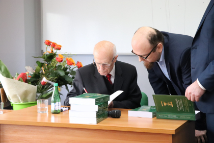 goście Jubileusz prof. zw. dr hab. Adama Lityńskiego